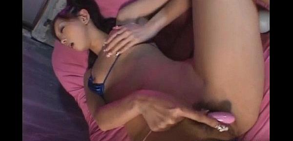  Mimi with long nails enjoys vibrator on cunt